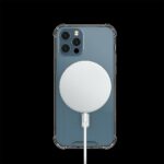 Stevig transparant iPhone 12 Pro / 12 hoesje met magnetische werking - 4