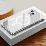 Stevig transparant iPhone 12 Pro / 12 hoesje met magnetische werking - 2