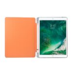 Shockproof Folio Case iPad 9 - iPad 8 - iPad 7 - Pencilhouder - Oranje - 3