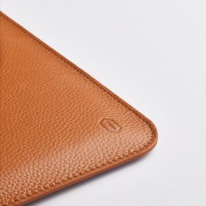 Genuine leather MacBook sleeve 13.3 inch - Bruin 3