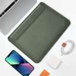 Genuine leather MacBook sleeve 13.3 inch - Groen