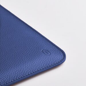 Genuine leather MacBook sleeve - Blauw 3