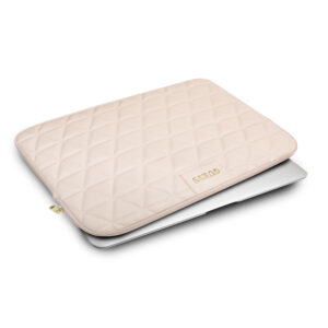 Guess Quilted Sleeve voor 13 inch laptops - Roze 4