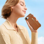 Solidenz Fashion Portemonnee hoesje met koord iPhone 17e / 16e – Bruin - 5