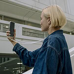 Solidenz Collection iPhone 14 Pro Max hoesje met afneembare koord – White Pearls - 4