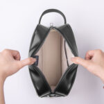 WiWU Reis Tas – Voor Telefoon Accessoires – Met vingerscan vergrendeling – Zwart - 5